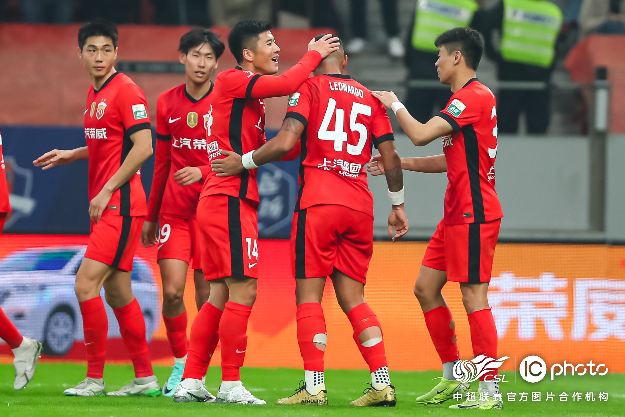 赛地聚焦:法国杯国际比赛日热度飙升,浙江队豪取连胜,压力陡增,更衣室氛围转暖的简单介绍 赛地聚焦:法国杯国际比赛日热度飙升,浙江队豪取连胜,压力陡增,更衣室氛围转暖的简单介绍