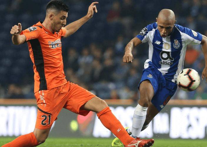 关于葡超国际比赛日再迎强敌；武汉三镇绝杀压哨；主帅态度——球迷炸锅；阵容厚度经受考验的信息